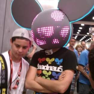 Deadmau5, is that really you (of course, it wasn't)?!